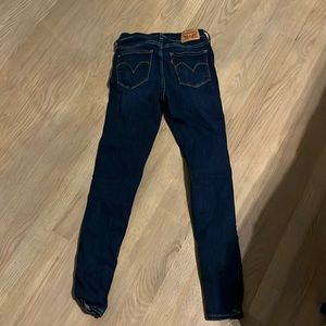 Size 25 Levi high waisted jeans